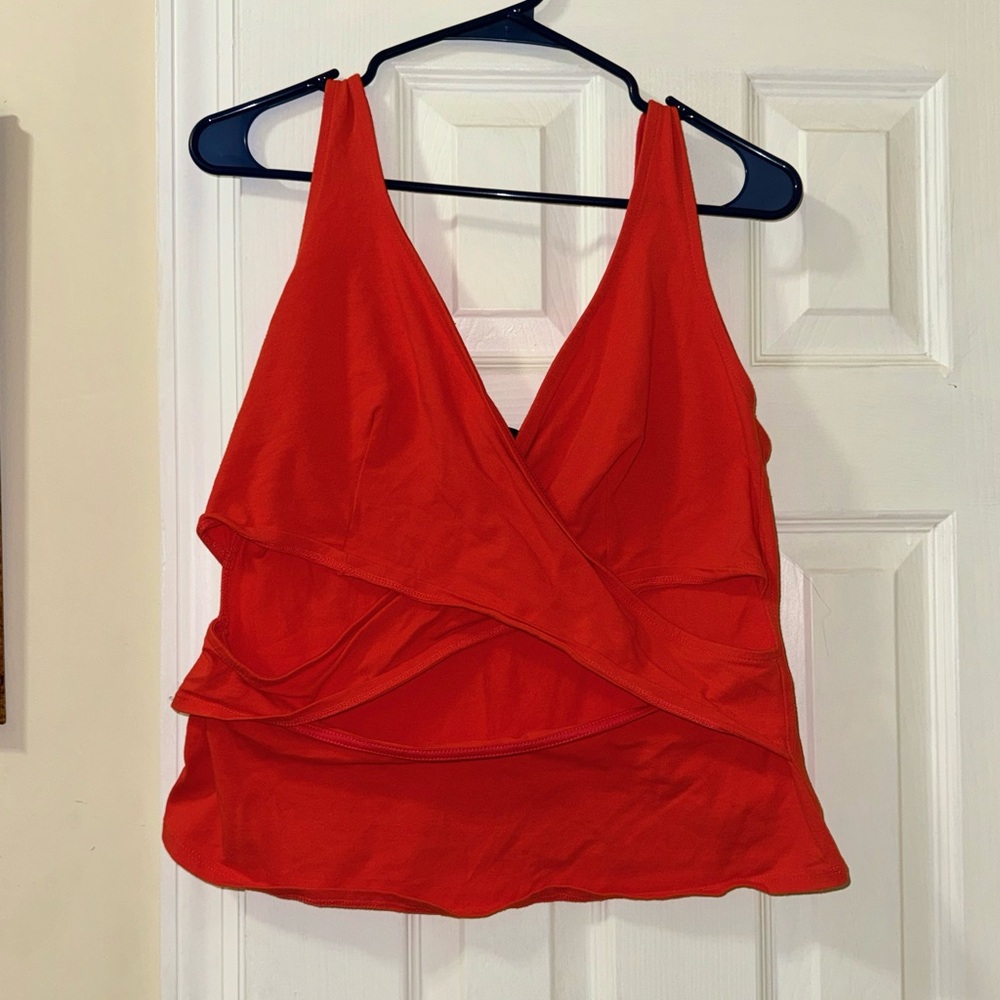 Fashion to Figure Women’s Plus Size Coral Wrap Front Sleeveless Top Size 0X